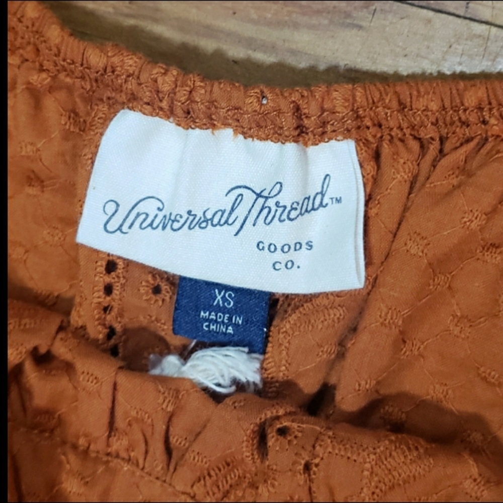 NEW Universal Thread Size xs Women's top - Picture 5 of 8
